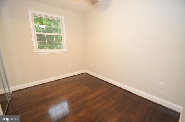 5200 KINGS PARK DR, Springfield, VA 22151