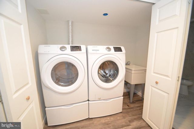 5200 KINGS PARK DR, Springfield, VA 22151