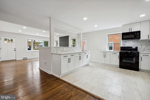 606 BIGGS AVE, Frederick, MD 21702