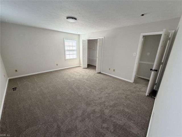 724 Pilot House DR, Newport News, VA 23606