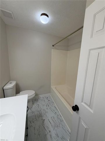 724 Pilot House DR, Newport News, VA 23606