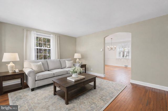 1505 SUNNYHILL LN, Havertown, PA 19083