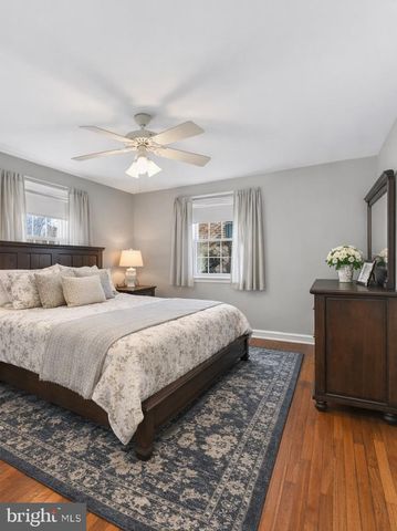 1505 SUNNYHILL LN, Havertown, PA 19083