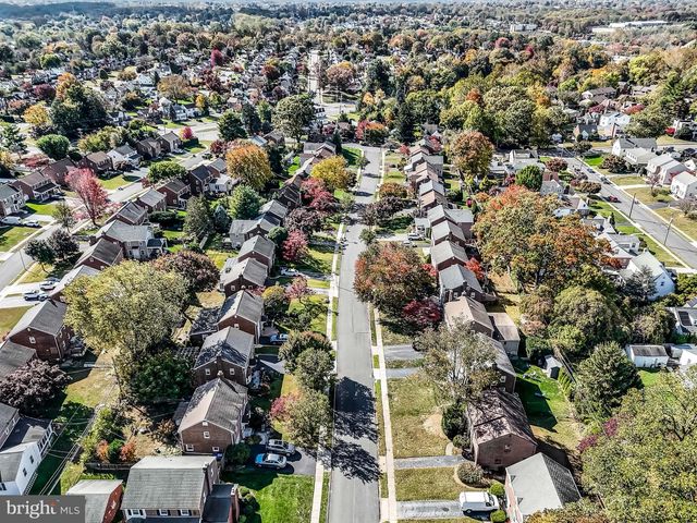 1505 SUNNYHILL LN, Havertown, PA 19083