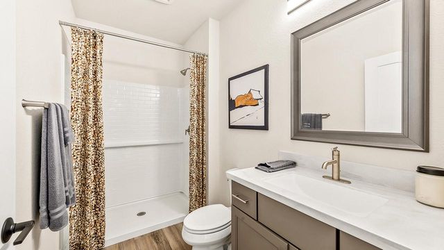 911 Kohlwey DRIVE, Grafton, WI 53024