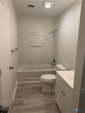 4706 Glen Tara Dr, Midlothian, VA 23112