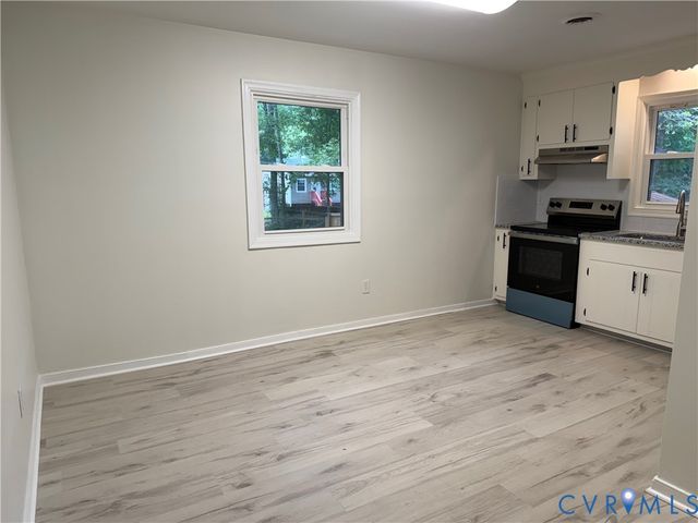 4706 Glen Tara Dr, Midlothian, VA 23112