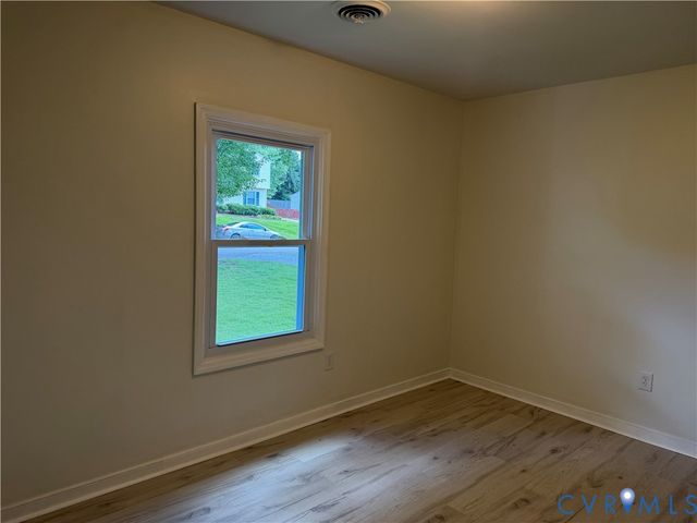 4706 Glen Tara Dr, Midlothian, VA 23112