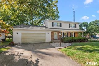 1117 LARCHMONT Drive, Springfield, IL 62704