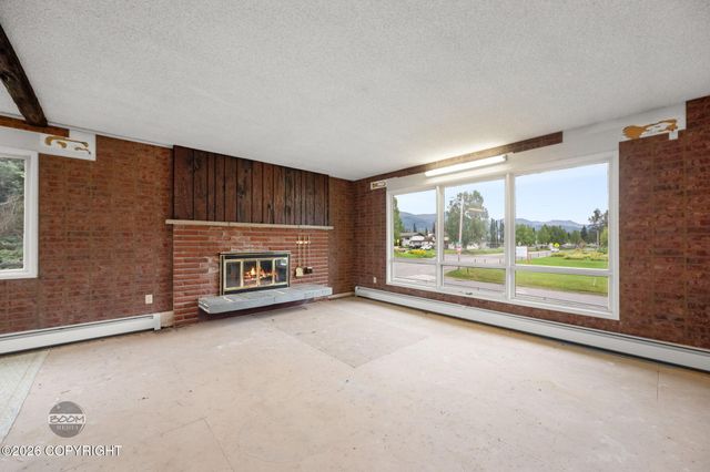 7007 E 16th Avenue, Anchorage, AK 99504