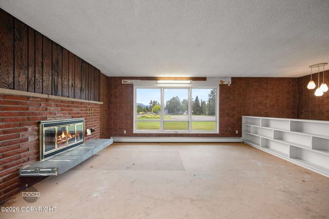 7007 E 16th Avenue, Anchorage, AK 99504