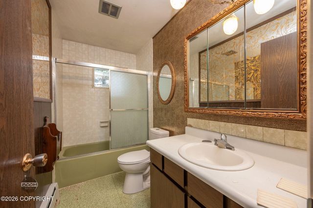 7007 E 16th Avenue, Anchorage, AK 99504