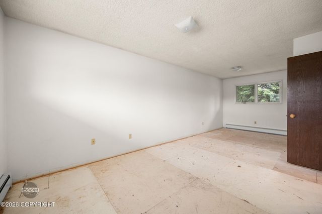 7007 E 16th Avenue, Anchorage, AK 99504