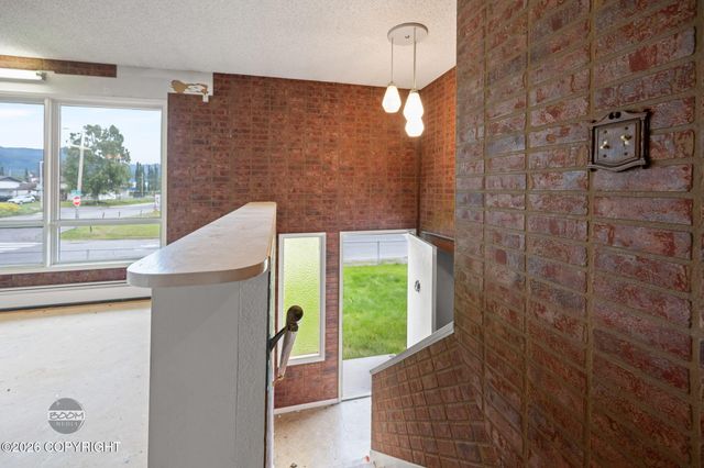 7007 E 16th Avenue, Anchorage, AK 99504