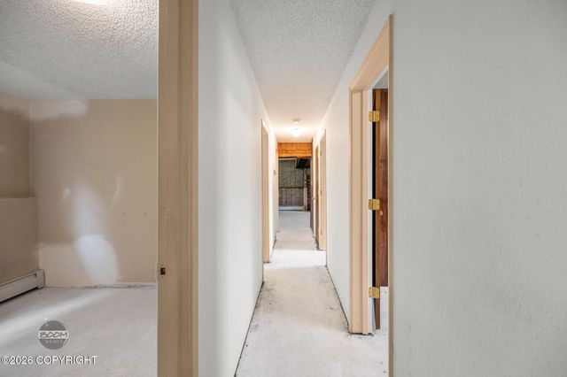 7007 E 16th Avenue, Anchorage, AK 99504