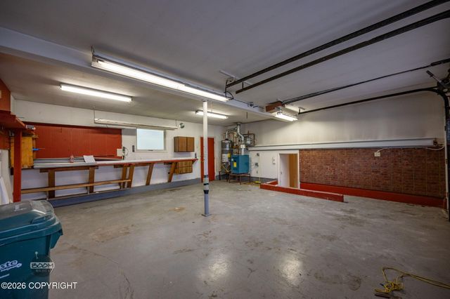 7007 E 16th Avenue, Anchorage, AK 99504