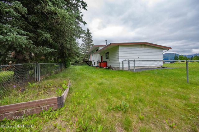 7007 E 16th Avenue, Anchorage, AK 99504