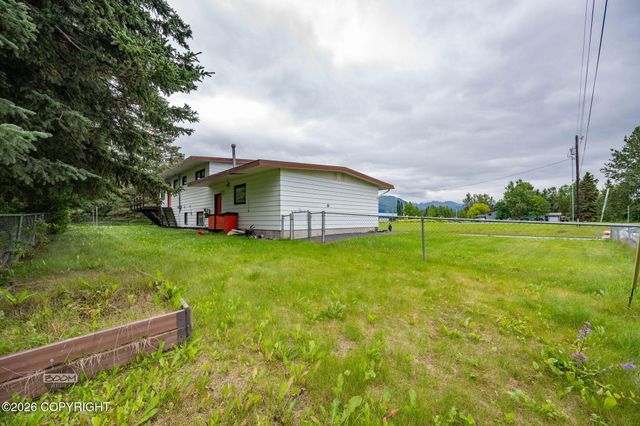 7007 E 16th Avenue, Anchorage, AK 99504