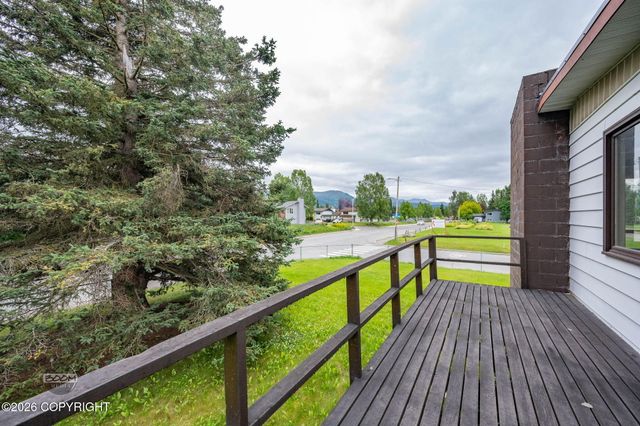 7007 E 16th Avenue, Anchorage, AK 99504