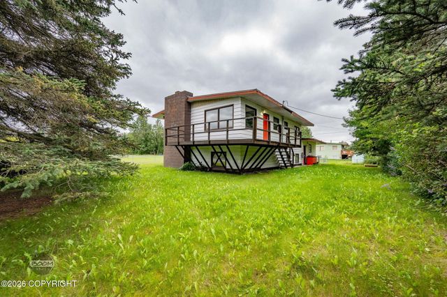 7007 E 16th Avenue, Anchorage, AK 99504