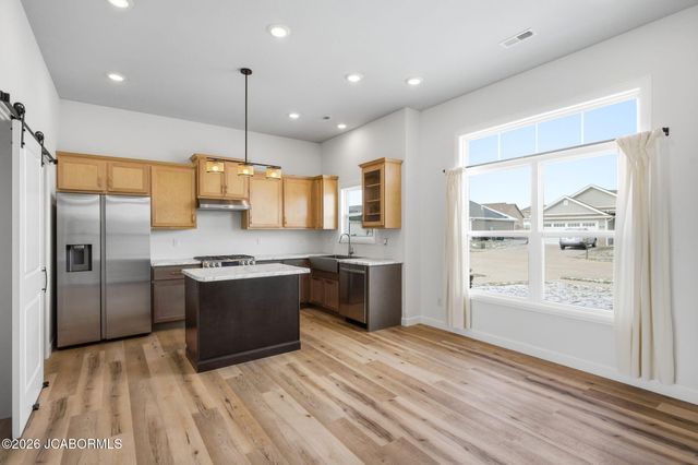 708 PROMENADE DRIVE, Columbia, MO 65202