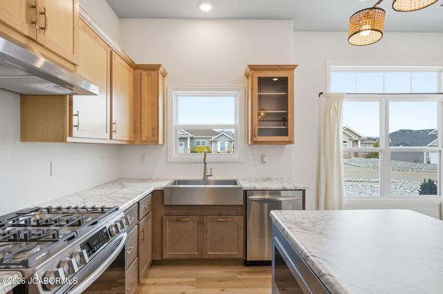 708 PROMENADE DRIVE, Columbia, MO 65202