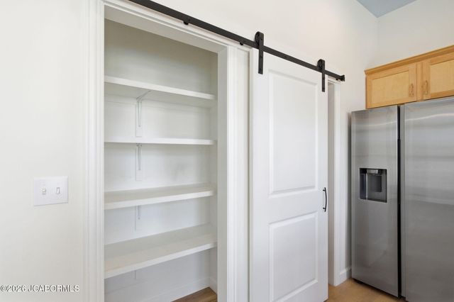 708 PROMENADE DRIVE, Columbia, MO 65202