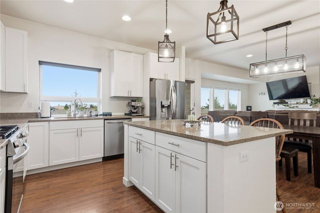 31 Marlo Loop, Sequim, WA 98382