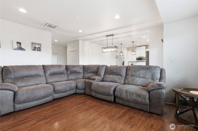 31 Marlo Loop, Sequim, WA 98382