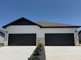 224 Schrader DR A, Buda, TX 78610