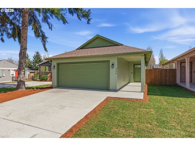 206 Douglas St, Longview, WA 98632
