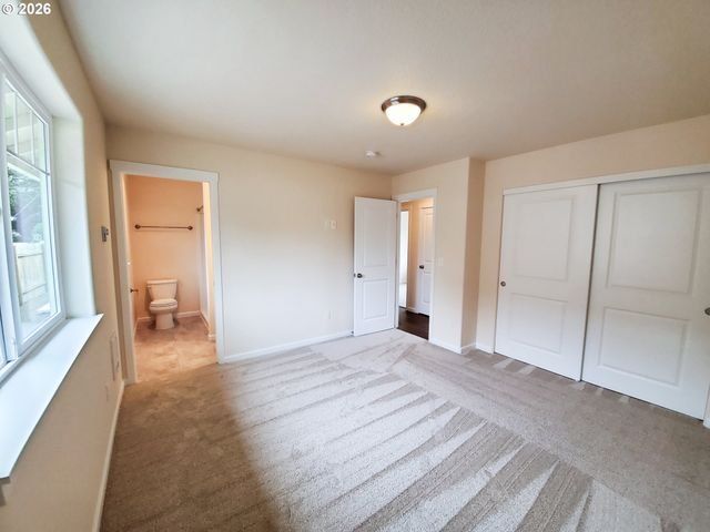 206 Douglas St, Longview, WA 98632