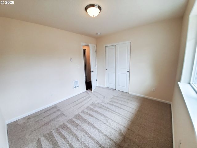 206 Douglas St, Longview, WA 98632