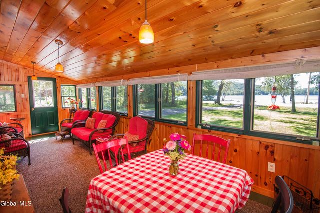 89 Hunt Lake Road, Corinth, NY 12822