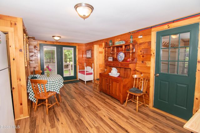 89 Hunt Lake Road, Corinth, NY 12822