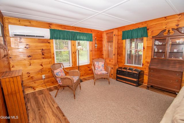 89 Hunt Lake Road, Corinth, NY 12822