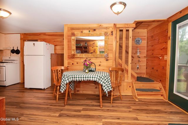 89 Hunt Lake Road, Corinth, NY 12822