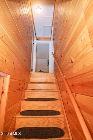 89 Hunt Lake Road, Corinth, NY 12822