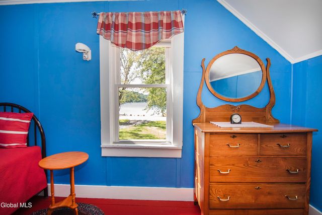 89 Hunt Lake Road, Corinth, NY 12822