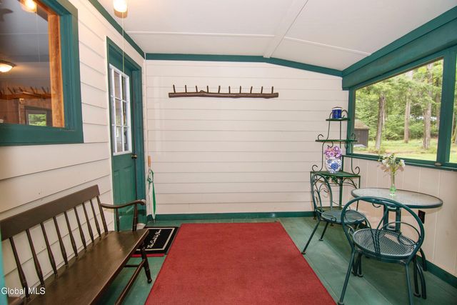 89 Hunt Lake Road, Corinth, NY 12822