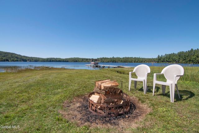 89 Hunt Lake Road, Corinth, NY 12822