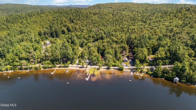 89 Hunt Lake Road, Corinth, NY 12822