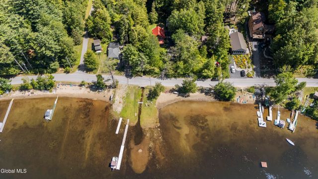 89 Hunt Lake Road, Corinth, NY 12822