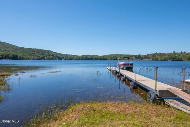 89 Hunt Lake Road, Corinth, NY 12822