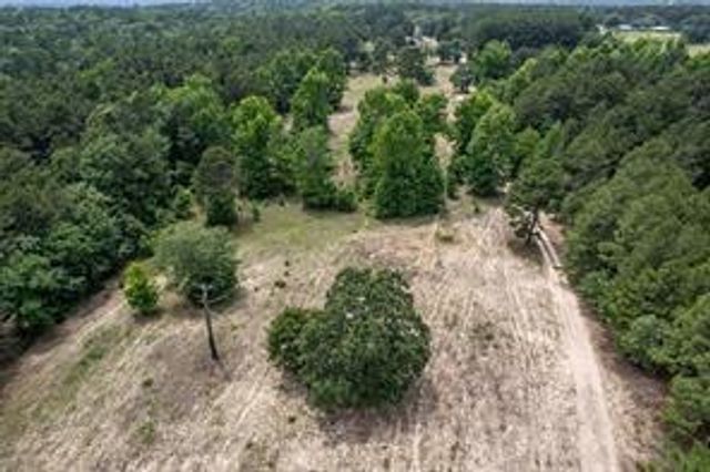 14486 Vz County Road 4811, Chandler, TX 75758