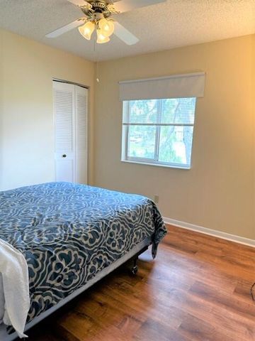 441 Pine Glen Lane D-2, Greenacres, FL 33463