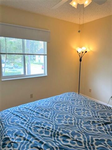 441 Pine Glen Lane D-2, Greenacres, FL 33463