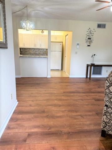441 Pine Glen Lane D-2, Greenacres, FL 33463
