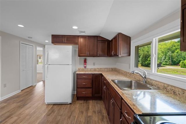 1122 Pittsburgh Rd, Middlesex Twp, PA 16059