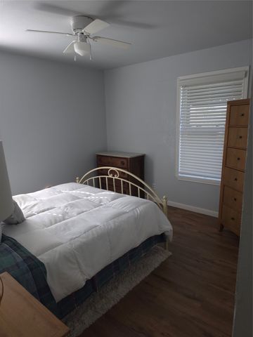 1309 S 6th Street, Bonham, TX 75418